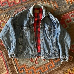 90’s Levi’s Jean Jacket w/ Red/Black Plaid